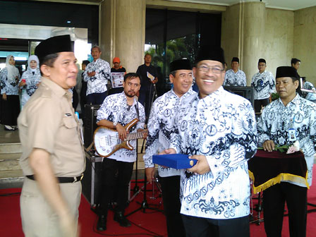 Pencarian PGRI Natuna - Persatuan Guru Republik Indonesia Cabang Natuna